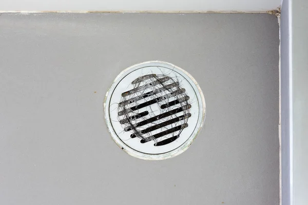 Saç yığın banyo drenaj.