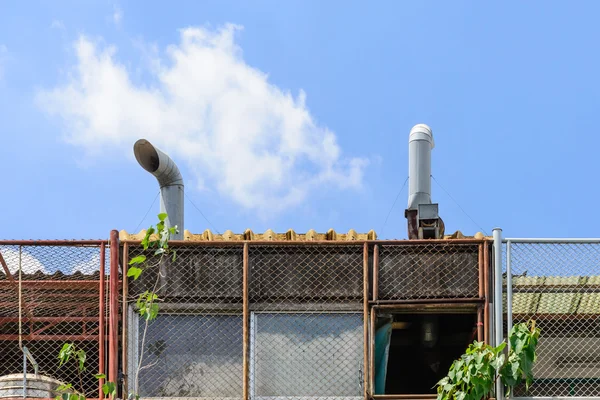 Exhaust hood on roof of resturant. — Stockfoto