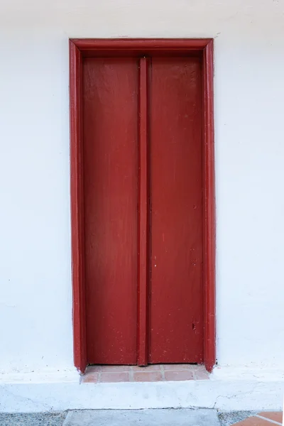 Red vintage wooden doors. — Stock Photo, Image