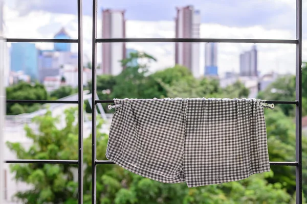 City condominium balkon, kurutma şort.