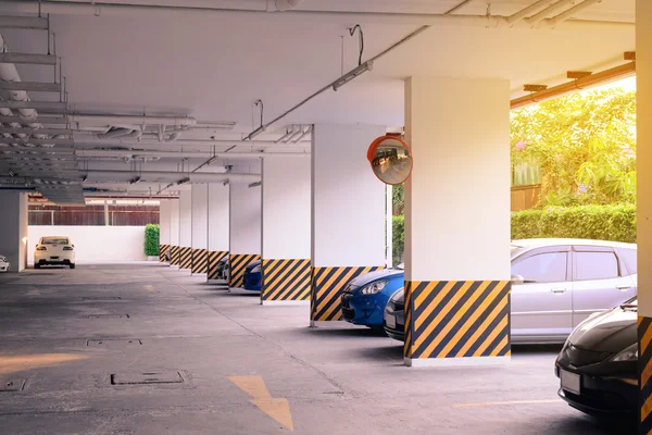 Traffic convex mirror in car park with sunlight. — Stock Photo, Image