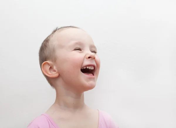 Pequeño niño sonriente —  Fotos de Stock