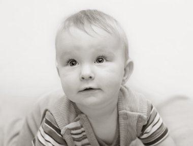 baby in zwart-wit