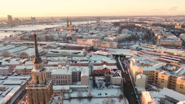 Riga Letónia Bálticos Belo Vídeo Aéreo Panorâmico Drone Voador Prédio — Vídeo de Stock