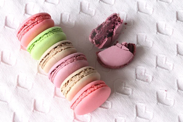 Sortimento de macaroons de cor pastel — Fotografia de Stock