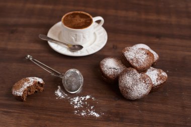 Kahveli çikolatalı kek.