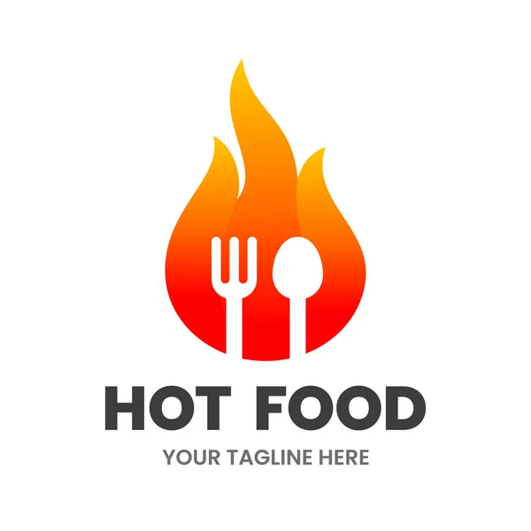 ホットフードロゴデザインテンプレート フォークとスプーンで熱い炎 ストックベクトルイラスト — ストックベクタ