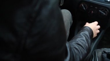 adam shift vites araç