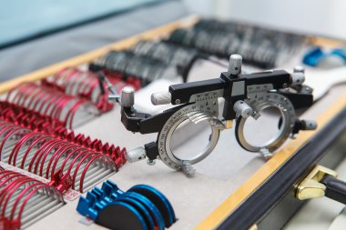 Gözlük Vizyon testleri için lensler ile dizi