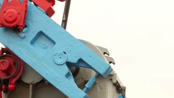 Working oil pump. close-up — Stock Video