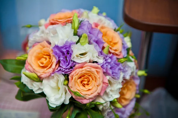 Bridal bouquet of roses close up shallow depth of field — Stock Photo, Image