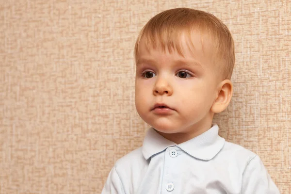 Retrato de un niño de un año; primer plano —  Fotos de Stock