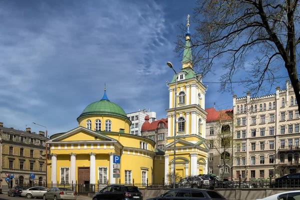 Saint Alexander Nevsky kerk in Riga, Letland — Stockfoto