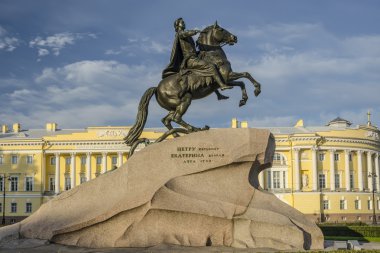 Aziz Petersburg, Rusya 'daki Büyük Anıt Peter