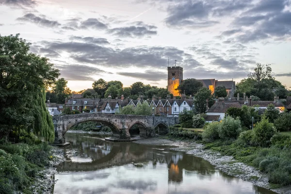 Engels platteland bij zonsondergang — Stockfoto