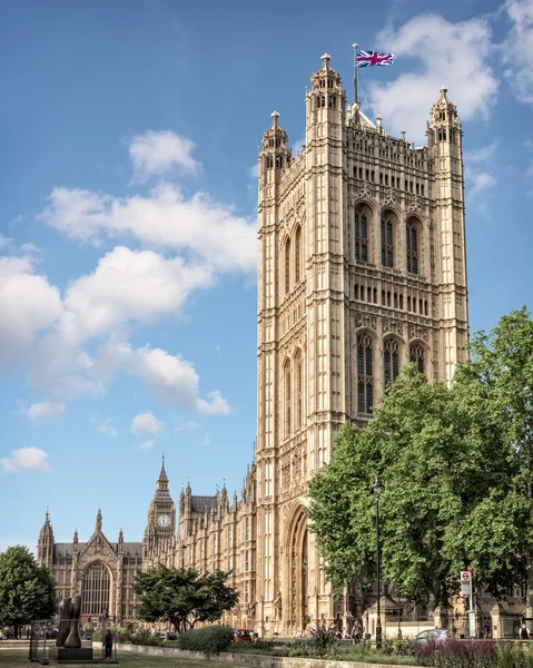 Victoria Tower w pałacu Westminster w Londynie — Zdjęcie stockowe