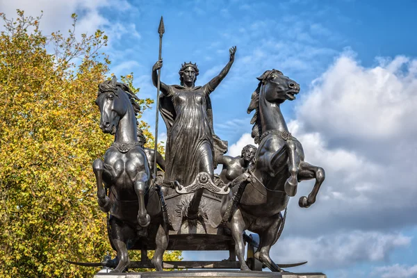 Boudiccan opstand monument in Londen — Stockfoto