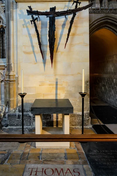 Monumento a Becket en la catedral de Canterbury . — Foto de Stock
