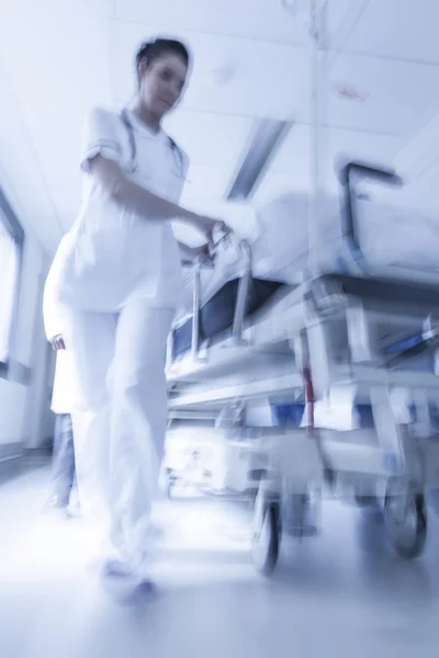 Bewegungsunschärfe Trage Gurney Patient Krankenhaus Notfall — Stockfoto