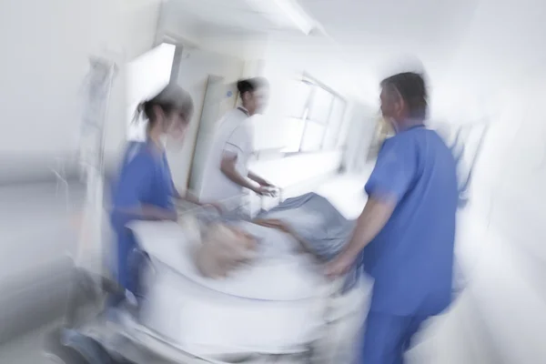 Bewegungsunschärfe Trage Gurney Patient Krankenhaus Notfall — Stockfoto