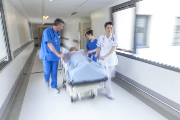 Motion Blur Maca Gurney Paciente Hospital Emergência — Fotografia de Stock