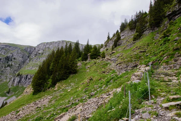 Alpská Krajina Švýcarsku Pořízeno Poblíž Vesnice Muotathal Kantonu Schwyz — Stock fotografie