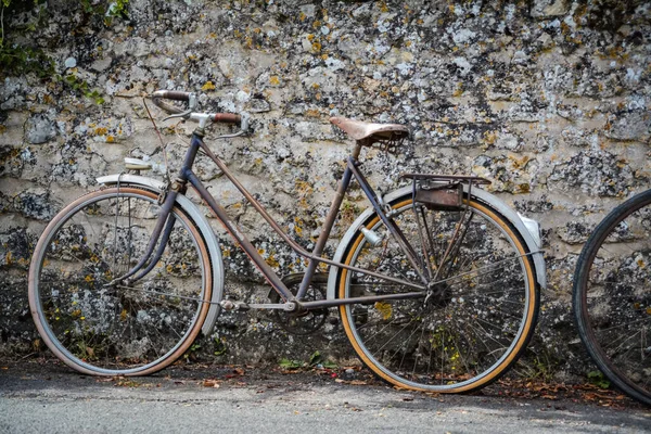 Vintage Bicycles Yard Sale — Stock Photo, Image