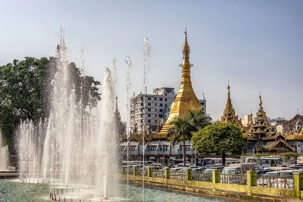 Città Yangon Con Pagoda Sule — Foto Stock