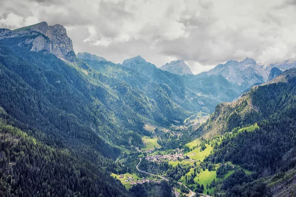 ドロマイト風景 南チロルのユネスコ世界遺産 イタリア — ストック写真