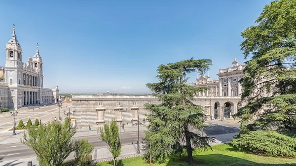 Almudena Cathedral Και Royal Palace Στη Μαδρίτη Ισπανία — Φωτογραφία Αρχείου
