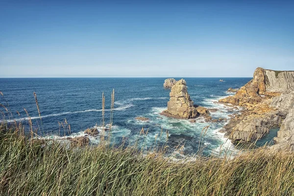 İspanya 'nın kuzeyindeki sahil şeridi