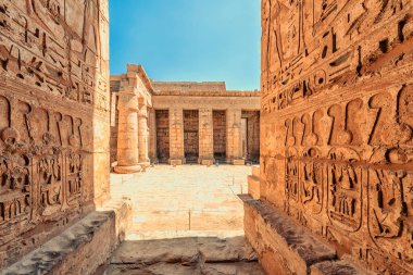 Luxor, Mısır 'daki Ramses III Tapınağı.