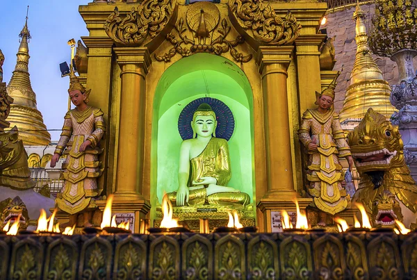 Пагода Шведагон Янгон — стоковое фото