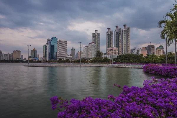 Benjakiti Park i Bangkok — Stockfoto