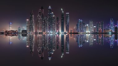 Dubai Yat Limanı yansıma