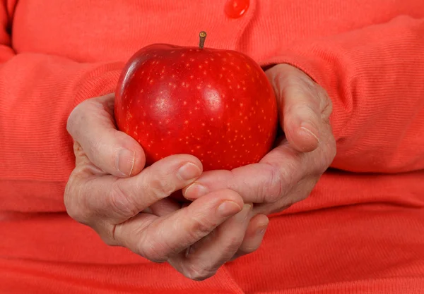 Pyszne czerwone jabłko — Zdjęcie stockowe