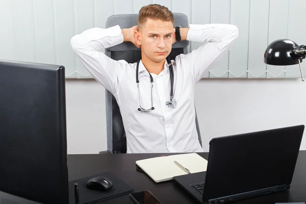 Stressful health care job — Stock Photo, Image