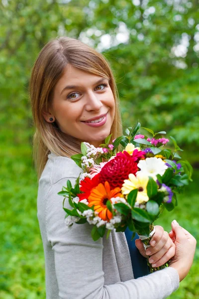 Smiling woman in love — Stock Photo, Image