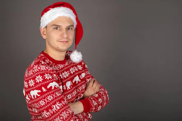 Handsome Young Man Wearing Santa Hat Red Christmas Style Pullover — Stock Photo, Image