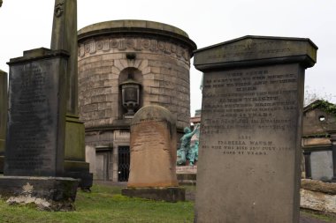 İskoçya, İngiltere 'deki eski bir mezarlığın resmi