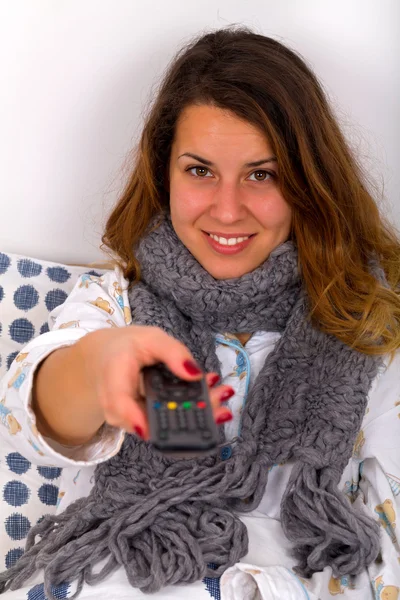 Televizyon seyrediyorum.