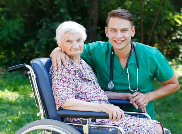 Elderly care — Stock Photo, Image