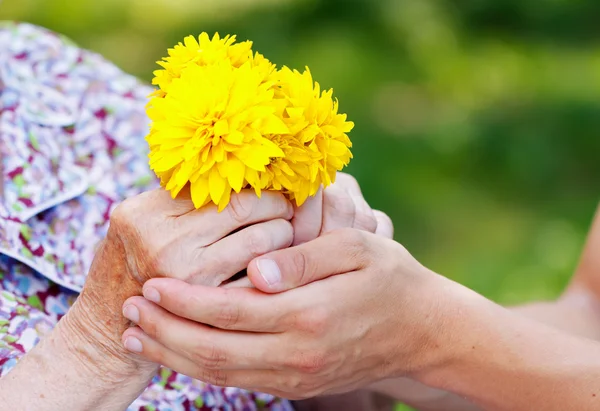 Hilfreiche Hände — Stockfoto