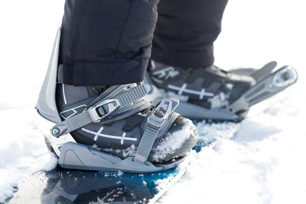 Stiefel auf Snowboard — Stockfoto