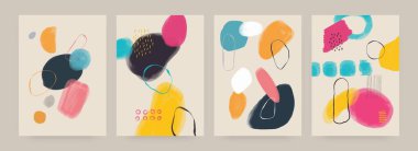 Soyut boya posterleri. Modern suluboya fırça darbeleri ve mürekkep lekeleri, akrilik desenli arka plan. Bej koleksiyonu üzerinde organik formlar ve kopya alanı vektör duvar kağıdı seti