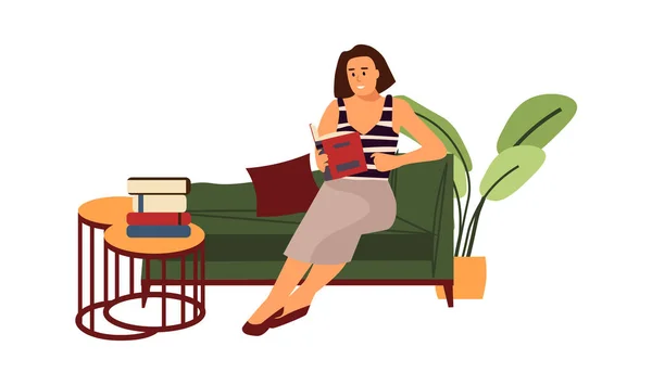女を読んでる。漫画のキャラクターの本とソファに座っている。家庭で勉強する女性。文学を楽しむ少女。ソファと鉢植えと部屋のインテリア。ベクトルレジャー娯楽 — ストックベクタ