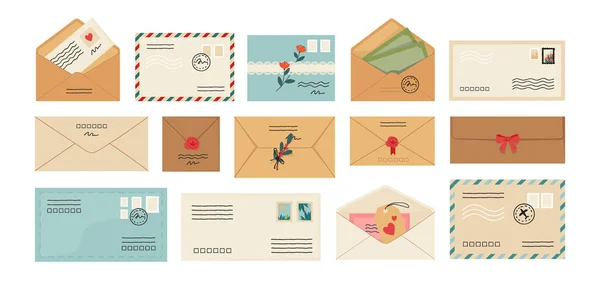 Letters. Cartoon envelopes. Opened and closed mail with post stamps. Correspondence delivery. Sending greeting cards and invitation. Isolated paper message templates set. Vector postcards — 스톡 벡터