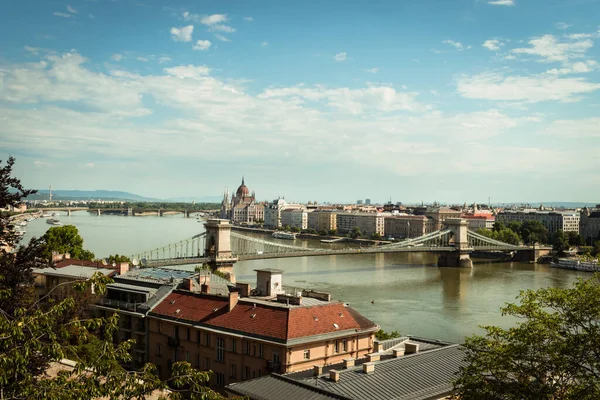 Sightseeing Budapest Ungarn Einem Sonnigen Sommertag Mit Blick Auf Die — Stockfoto