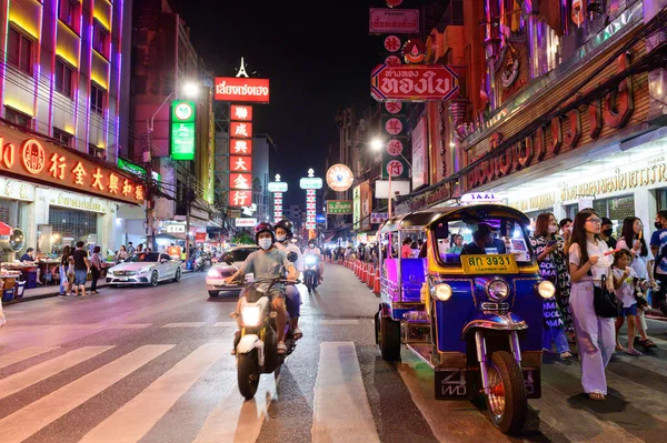Bangkok Tayland Kasım 2020 Tuk Tuk Taksi Turistleri Çin Mahallesi — Stok fotoğraf
