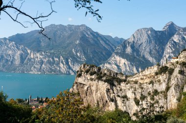 Santa Lucia Vadisi 'nde gezinti, Garda Gölü, Torbole, İtalya